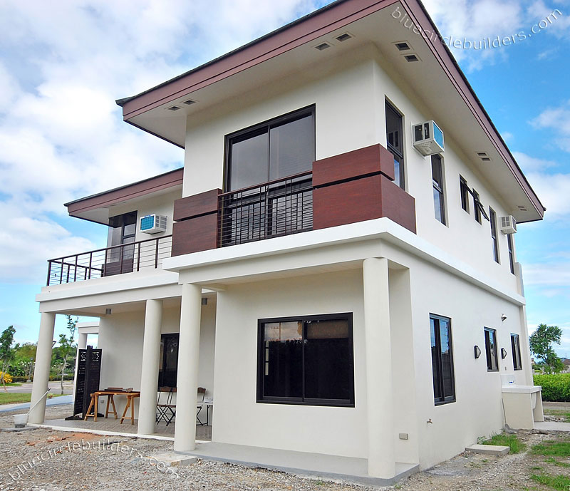Contemporary Home Architecture In Tagaytay City