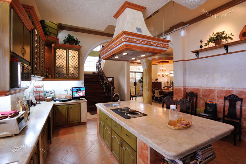 home and ranch real estate